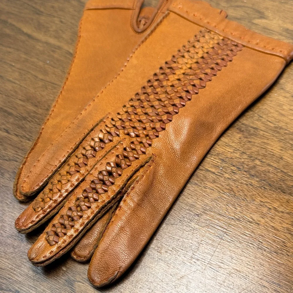 Vintage Gant Jonquet France Basket Weave Caramel Leather Driving Gloves